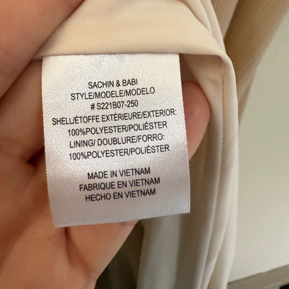 NWT Sachin + Babi Alli Evening Gown with Puff Sleeve in Champagne - 0 - Picture 7 of 11